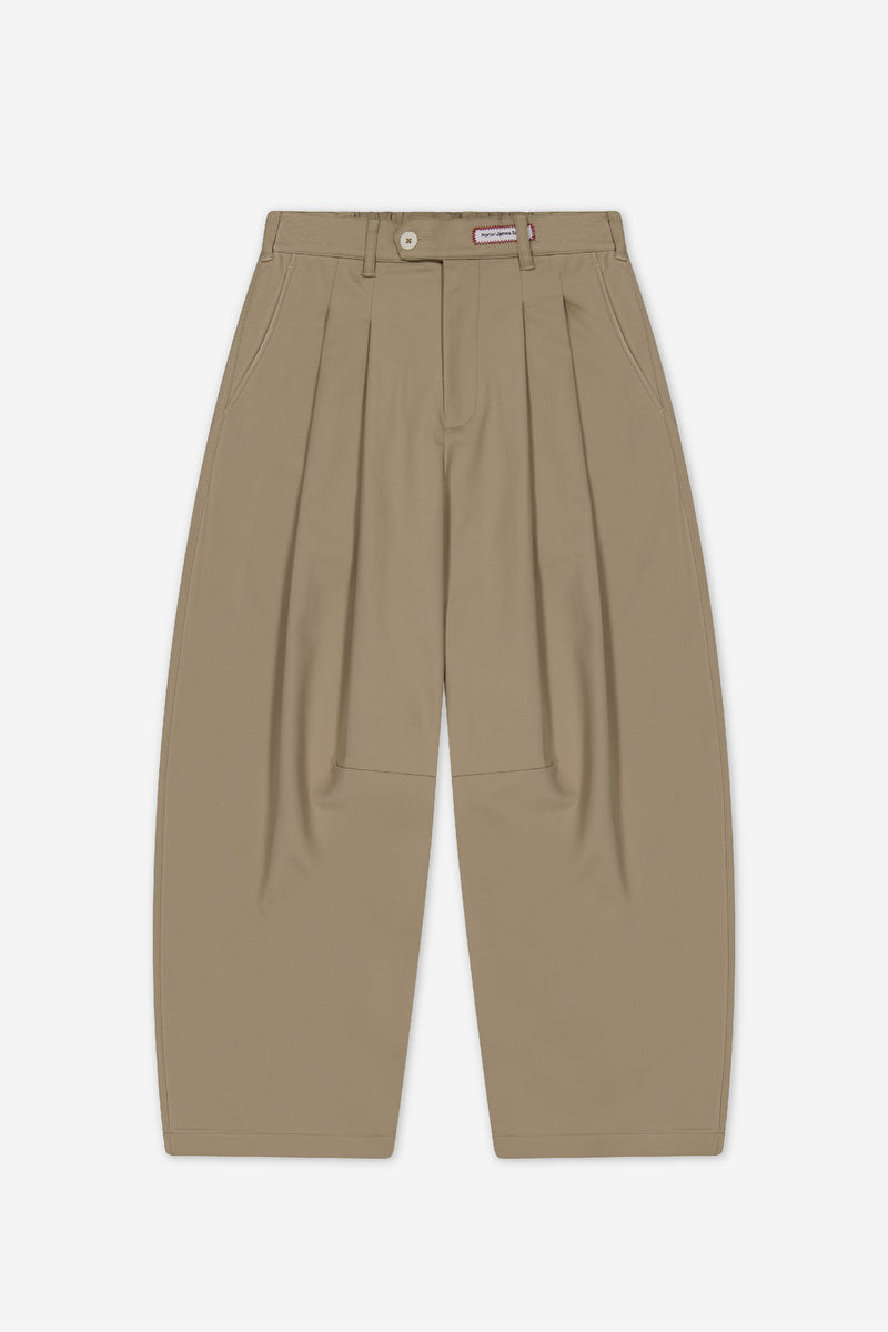 【DEARMINE】Tefford Dart Slacks Darted Boyfriend Jogger in Cold Brew | 7 For All Mankind