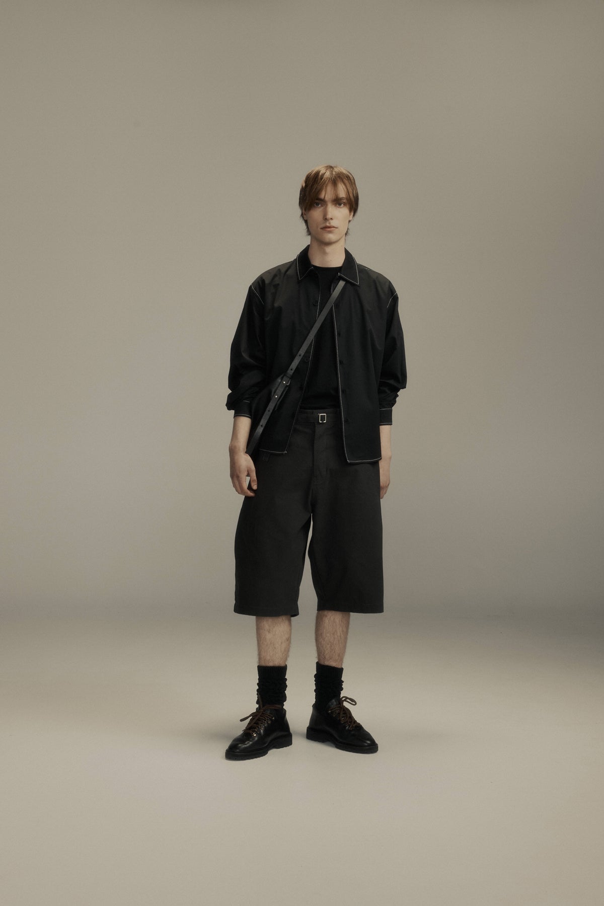 files/CharcoalBeltedShorts01.jpg