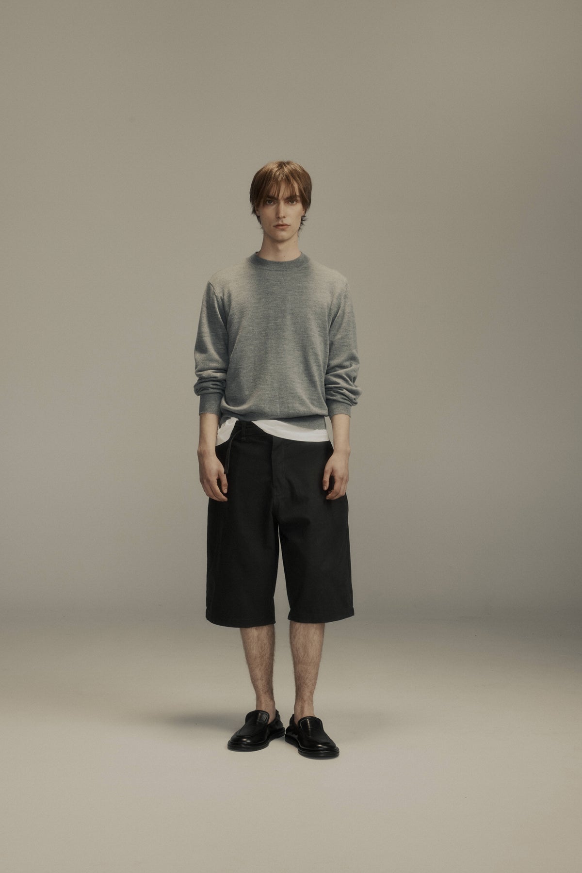 files/CharcoalBeltedShorts02.jpg