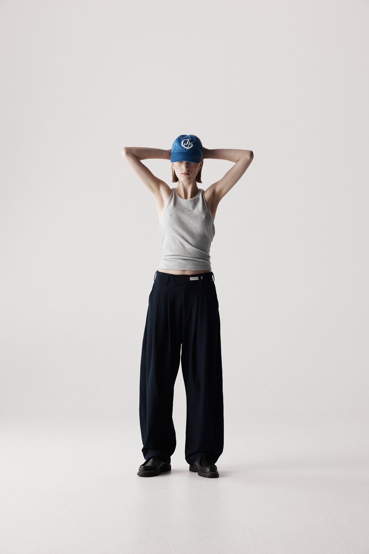 files/PJS_AW01_LOLA_L09_1282.jpg