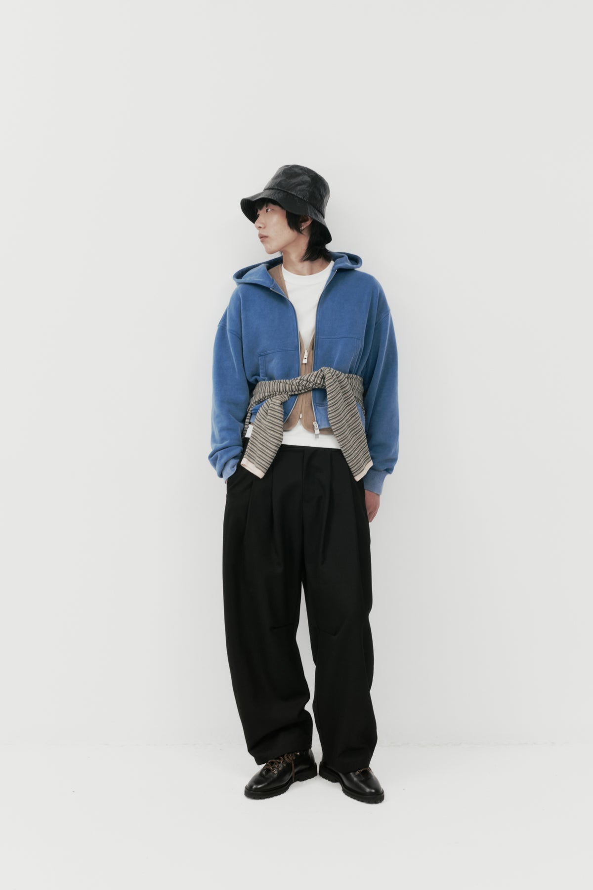 files/PJS_AW02_ECOM_L02__22644.jpg