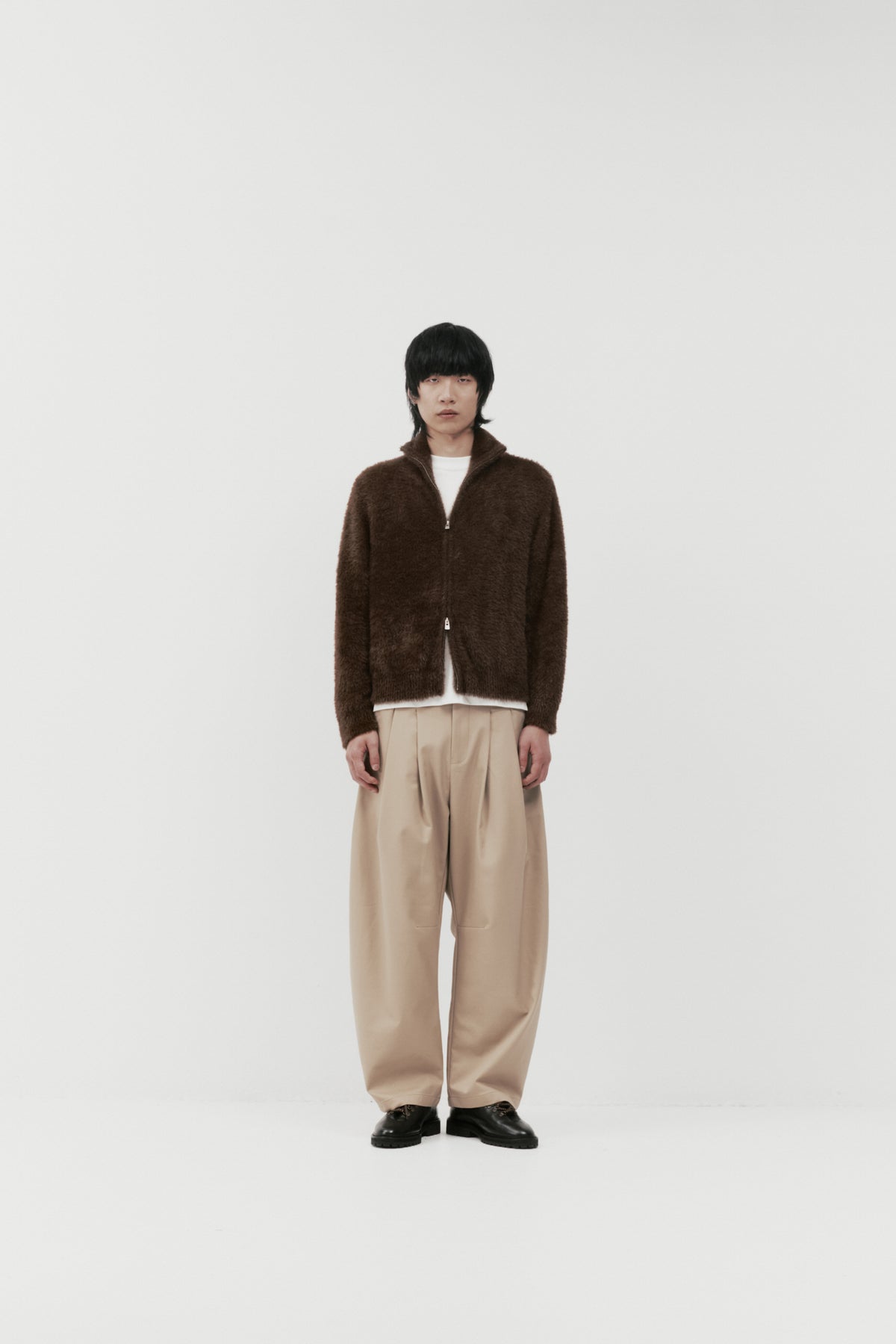 files/PJS_AW02_ECOM_L23__23614.jpg