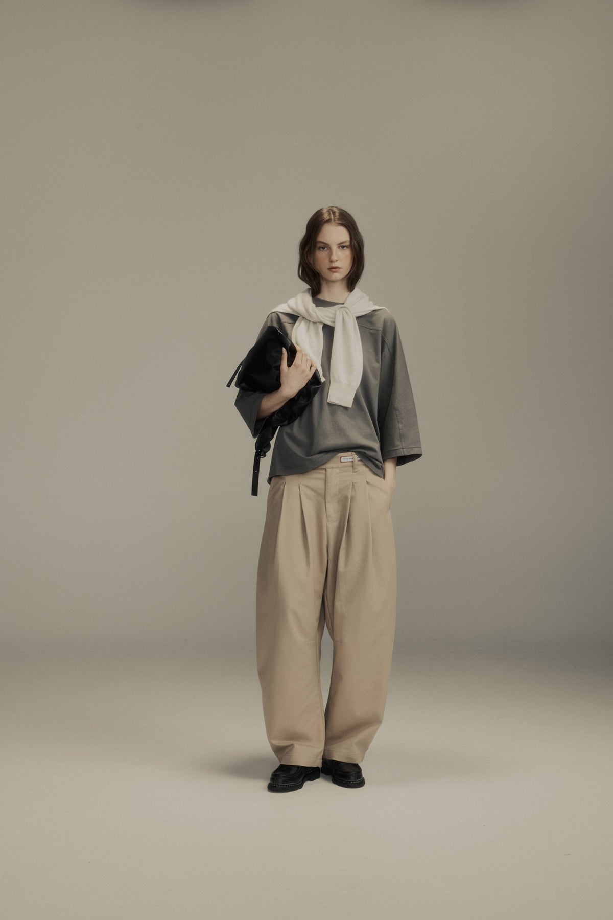 files/PorterTeeGrey02.jpg
