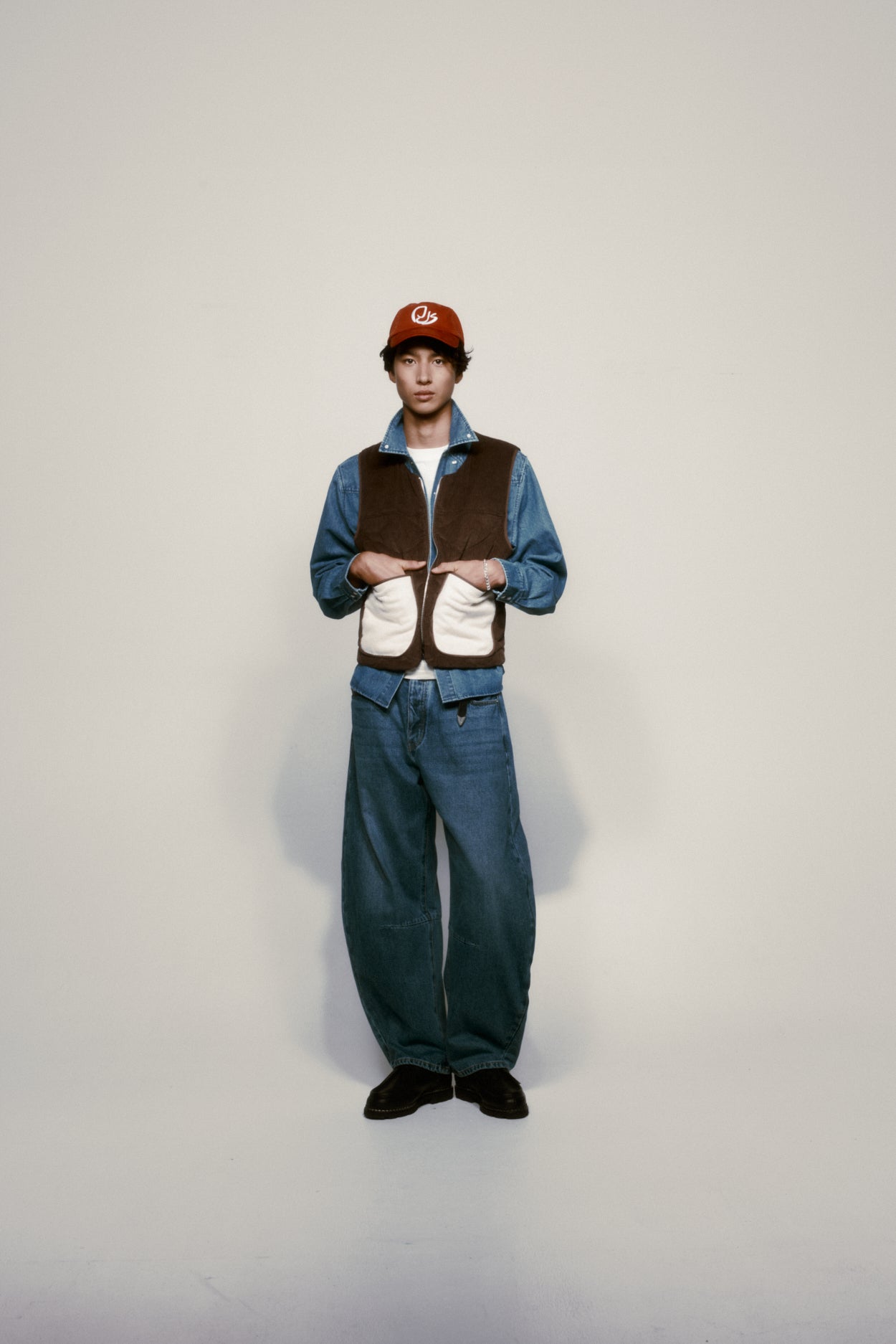 Dart-Knee Denim