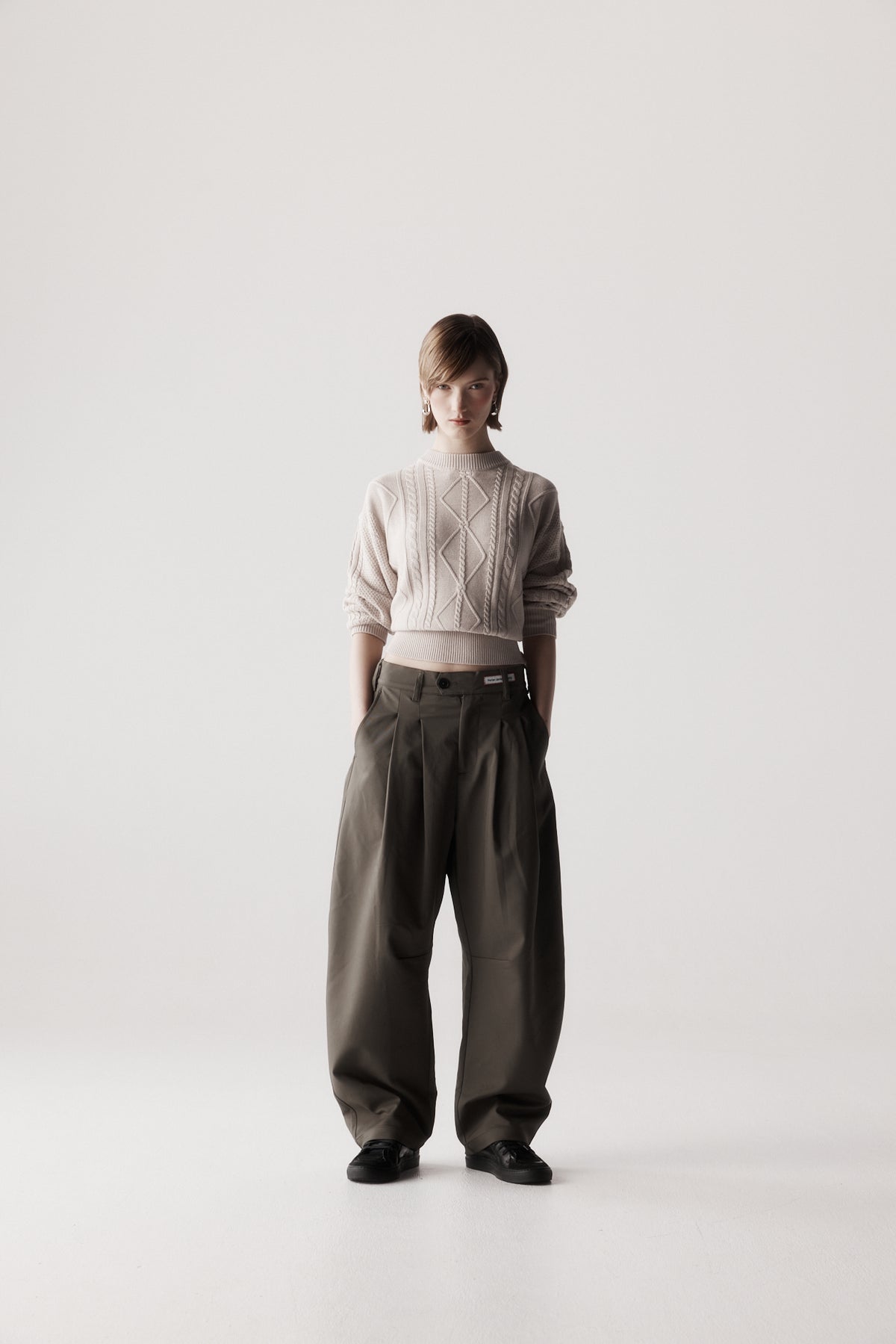 files/PJS_AW01_LOLA_L011_1419_e2872c37-8975-4c06-b621-231c9fbb21a2.jpg