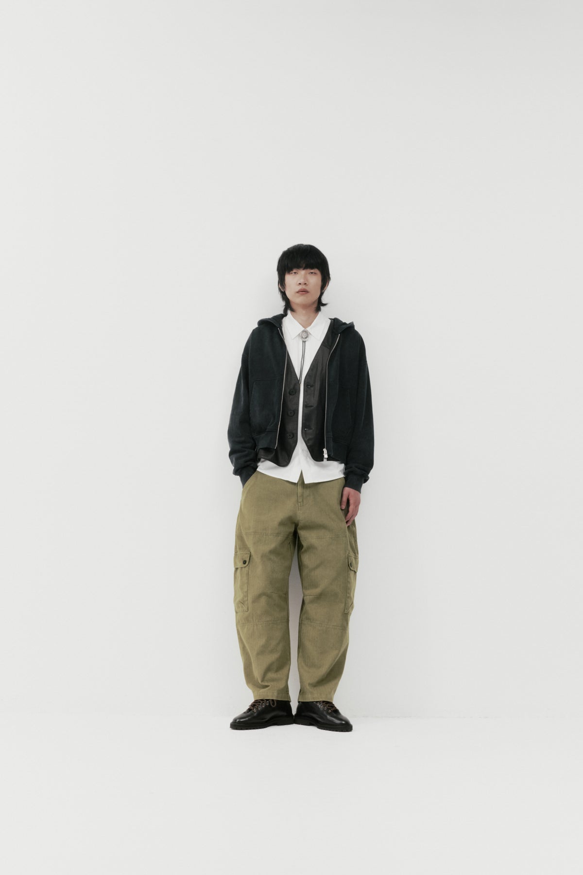 files/PJS_AW02_ECOM_L20__23559.jpg