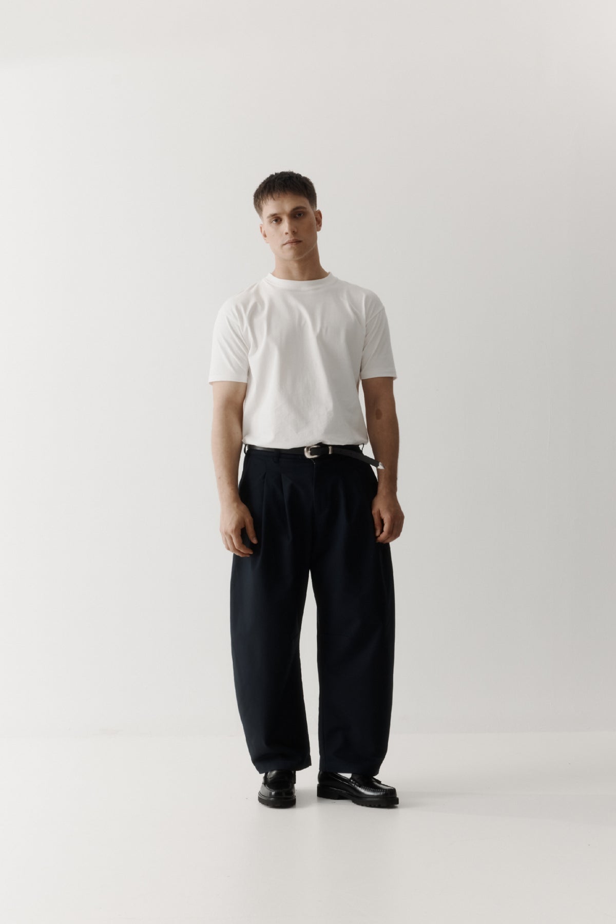 files/WhiteSlimTee-ECOM02.jpg